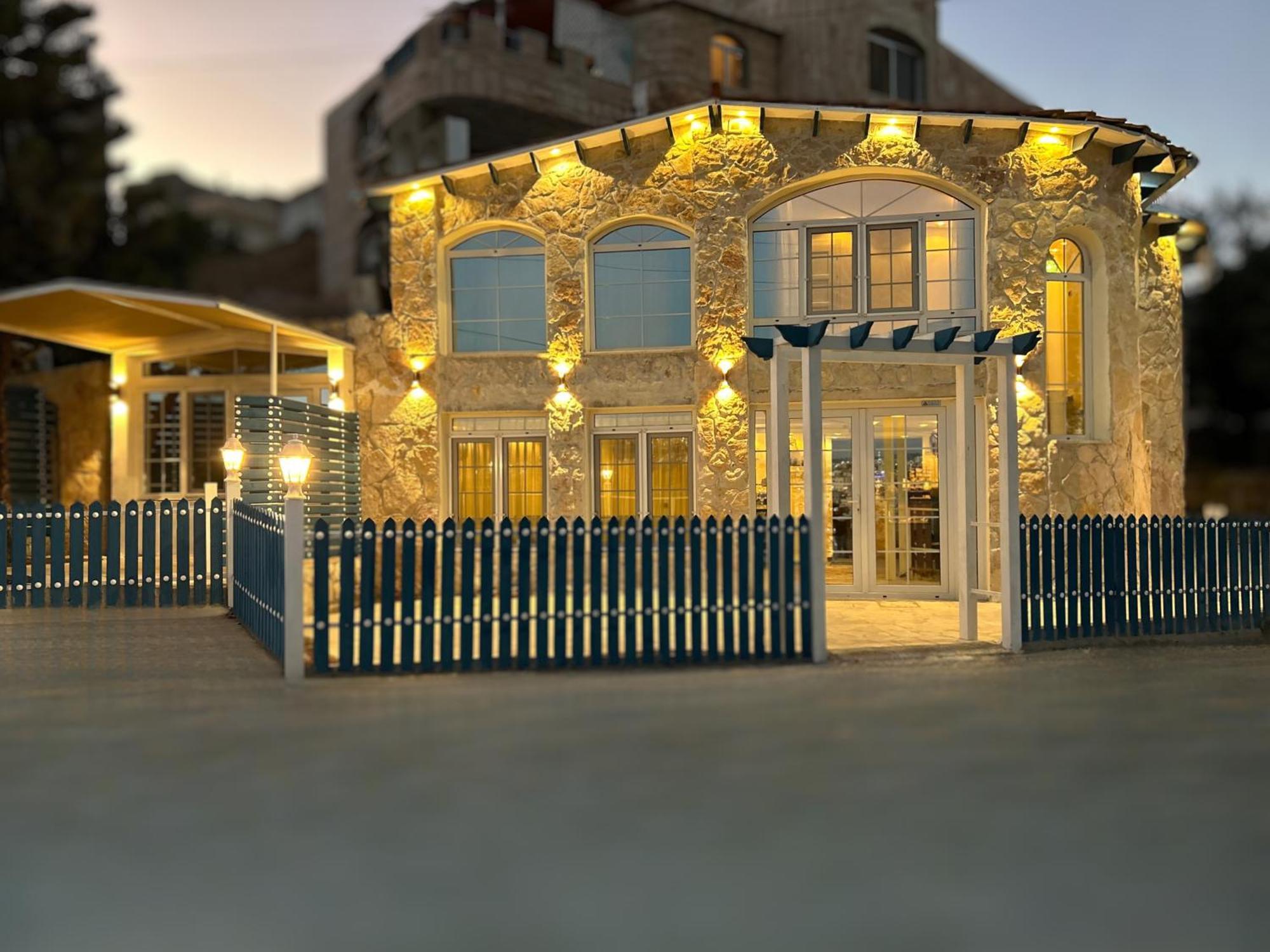 Celestia Boutique Inn - Boutique Stay Overlooking Jerash Ruins Jarash Extérieur photo