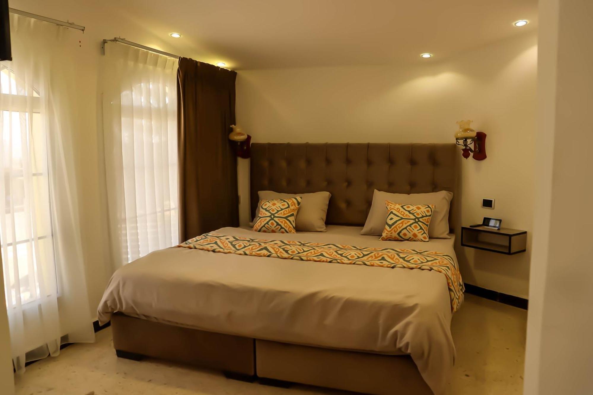 Celestia Boutique Inn - Boutique Stay Overlooking Jerash Ruins Jarash Extérieur photo