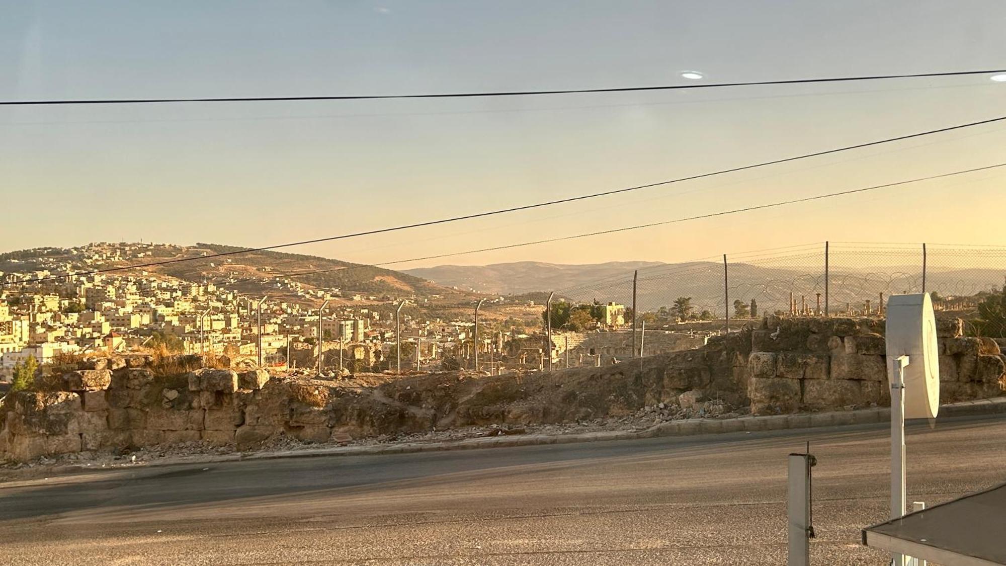 Celestia Boutique Inn - Boutique Stay Overlooking Jerash Ruins Jarash Extérieur photo
